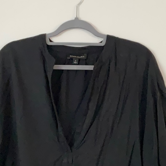 Banana Republic black 3/4 sleeve open blouse - Picture 3 of 4